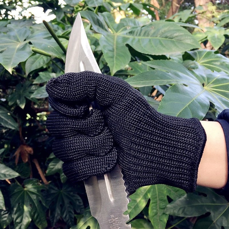 Cut/slash Resistant Safety Gloves with infused Stainless Steel Wire Mesh - Longshot Tactical