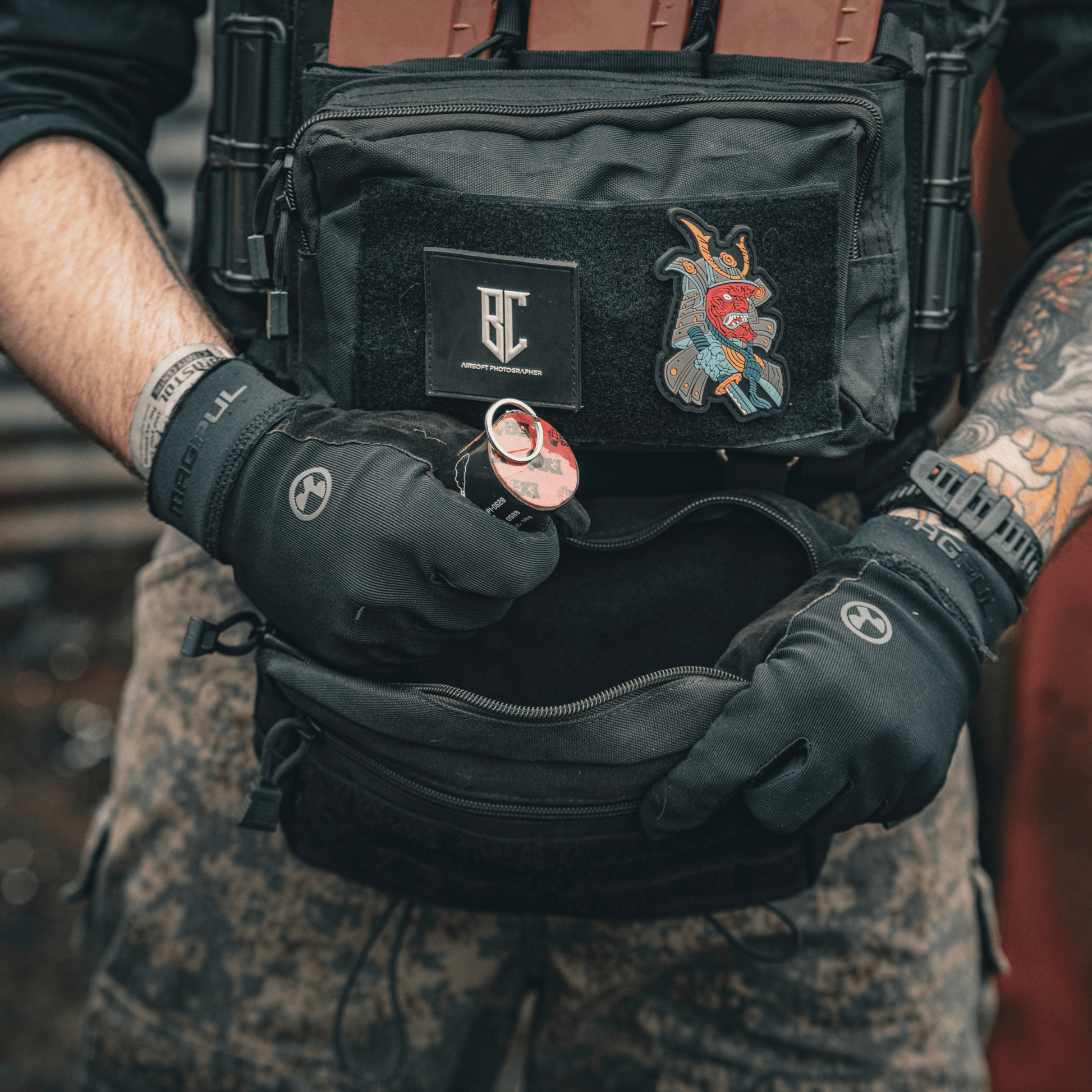 Futai Dangler Pouch (Layer 5) - Longshot Tactical