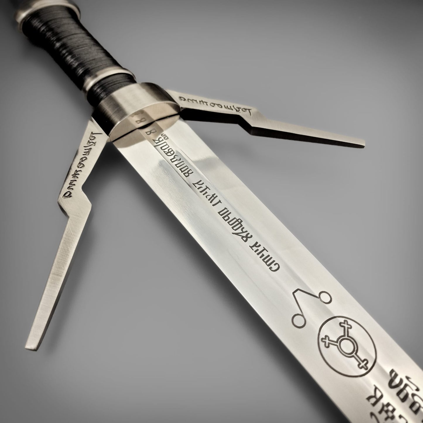 Geralt of Rivia's Silver Sword - The Witcher Sword - Longshot Tactical