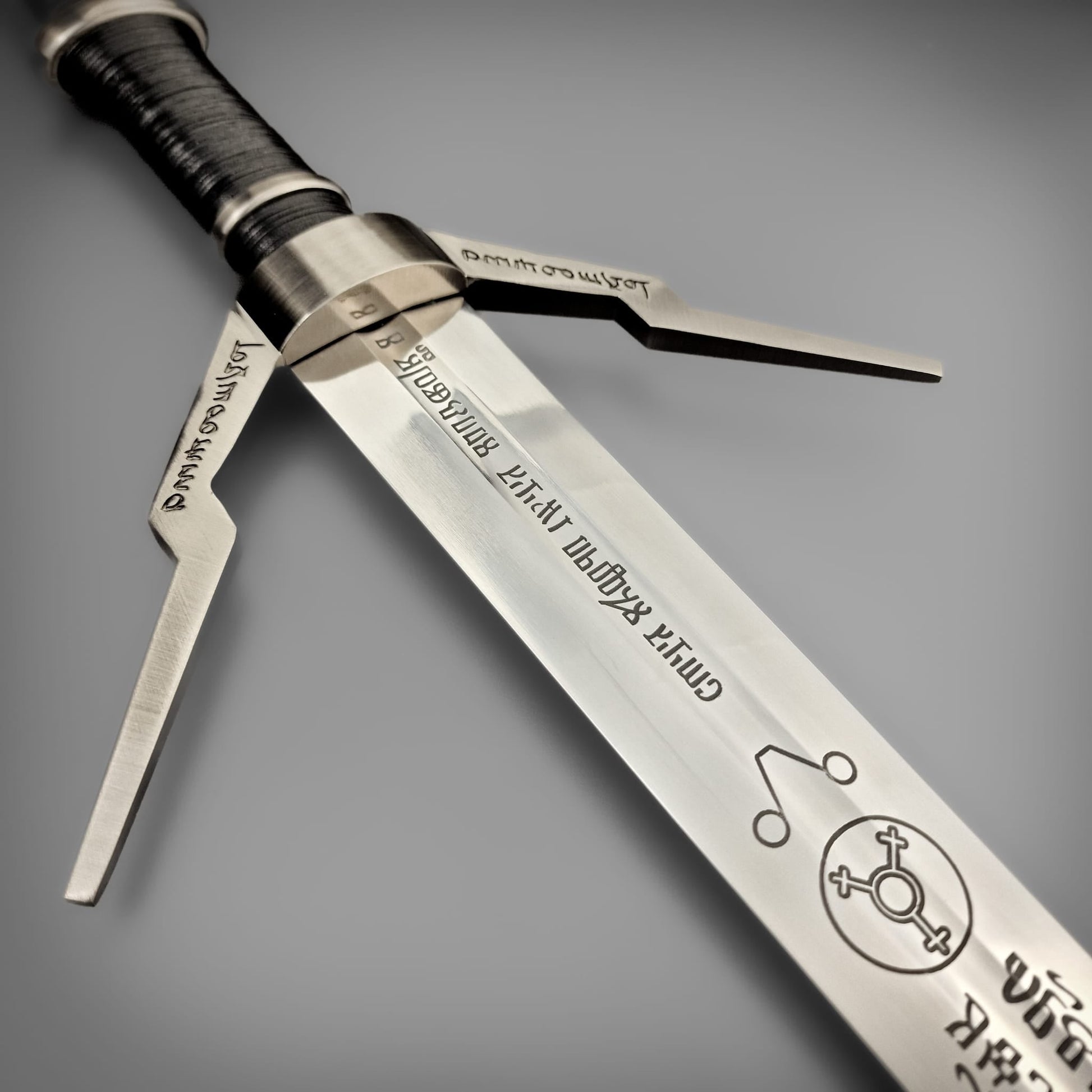 Geralt of Rivia's Silver Sword - The Witcher Sword - Longshot Tactical