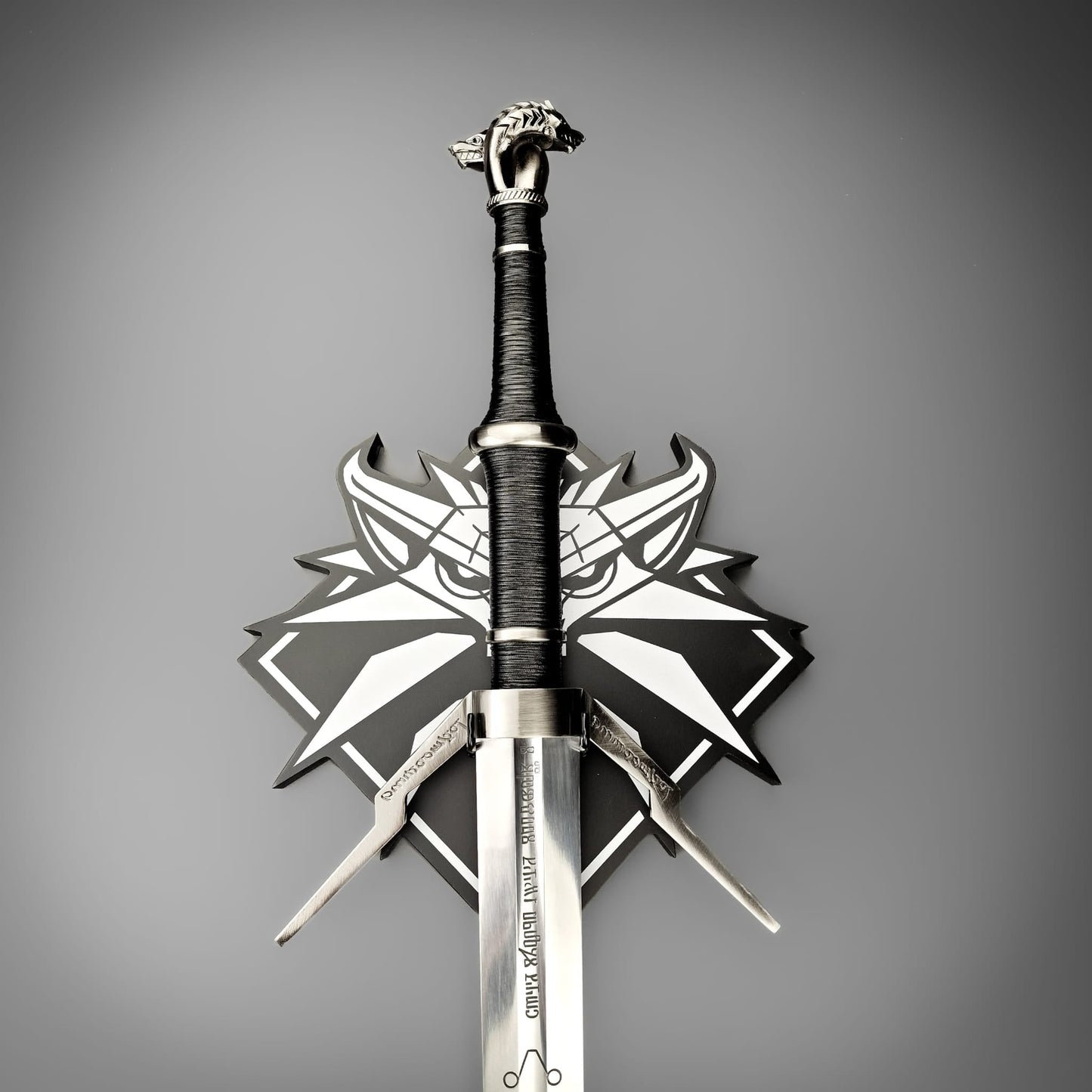 Geralt of Rivia's Silver Sword - The Witcher Sword - Longshot Tactical