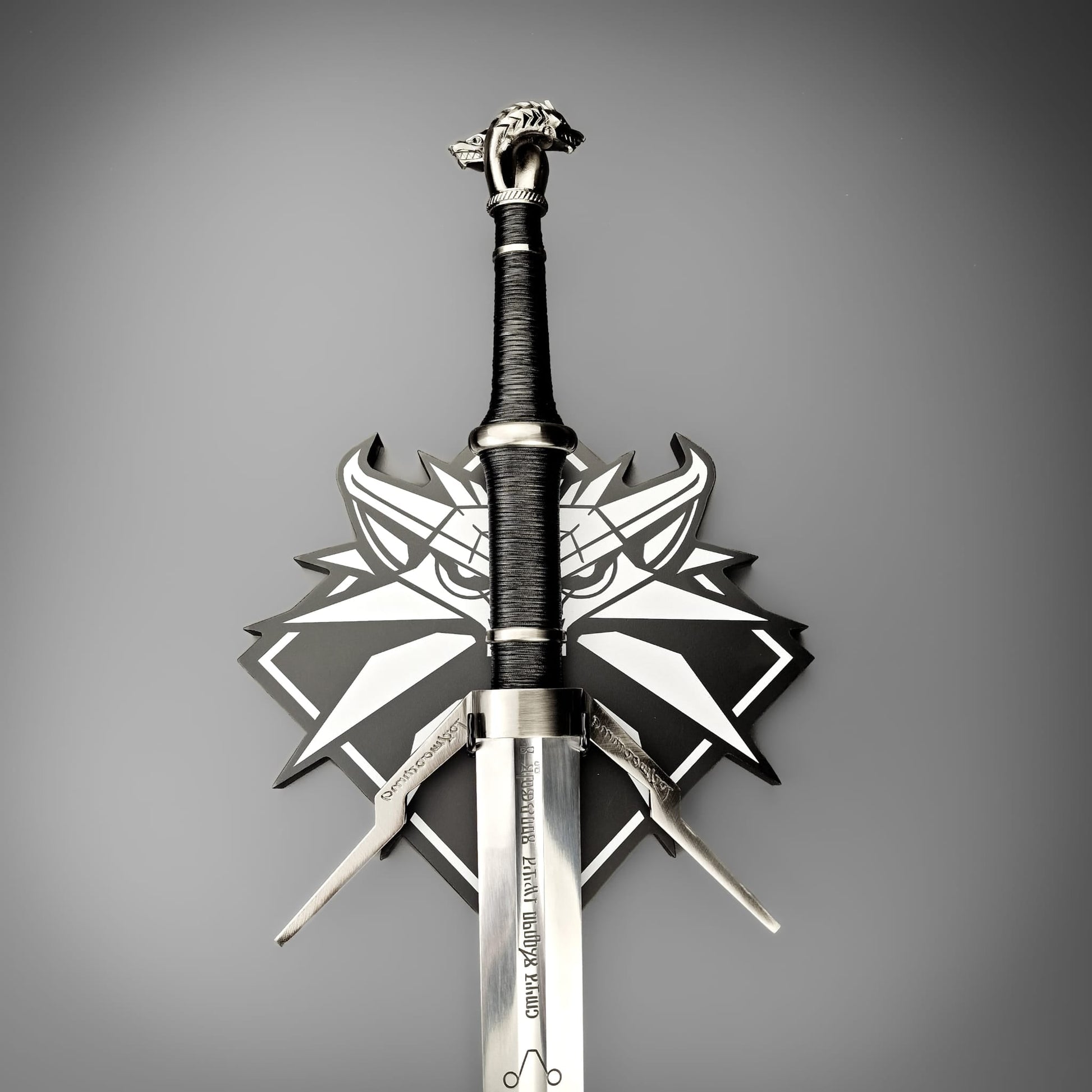 Geralt of Rivia's Silver Sword - The Witcher Sword - Longshot Tactical