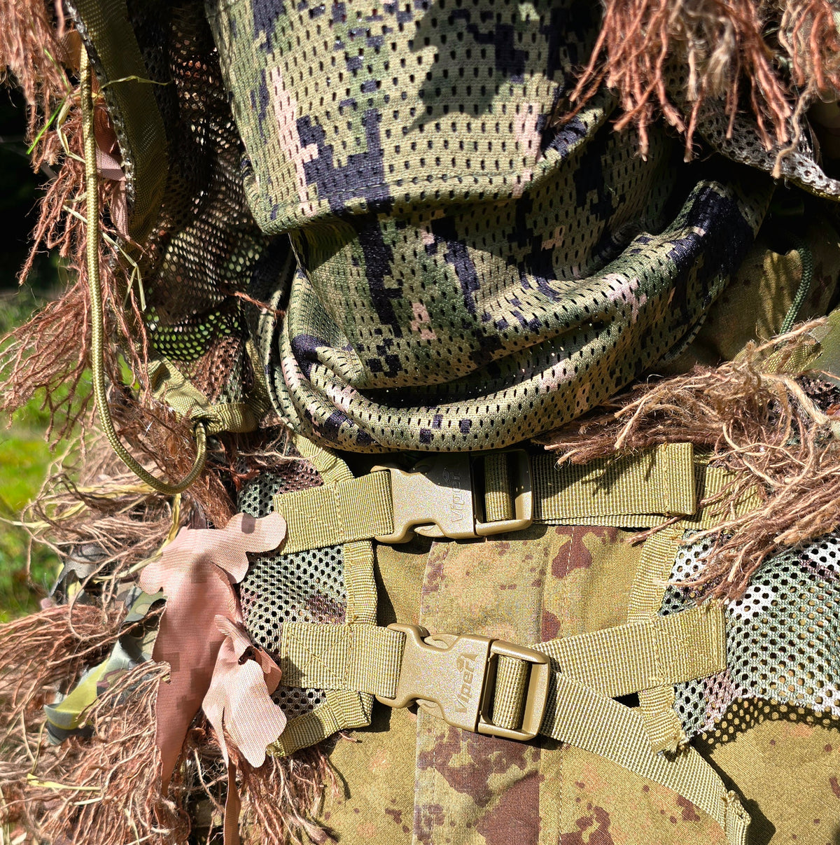 Deadground Revenant A/W | Full-Length Hybrid Ghillie Cape
AW Multi-Terrain