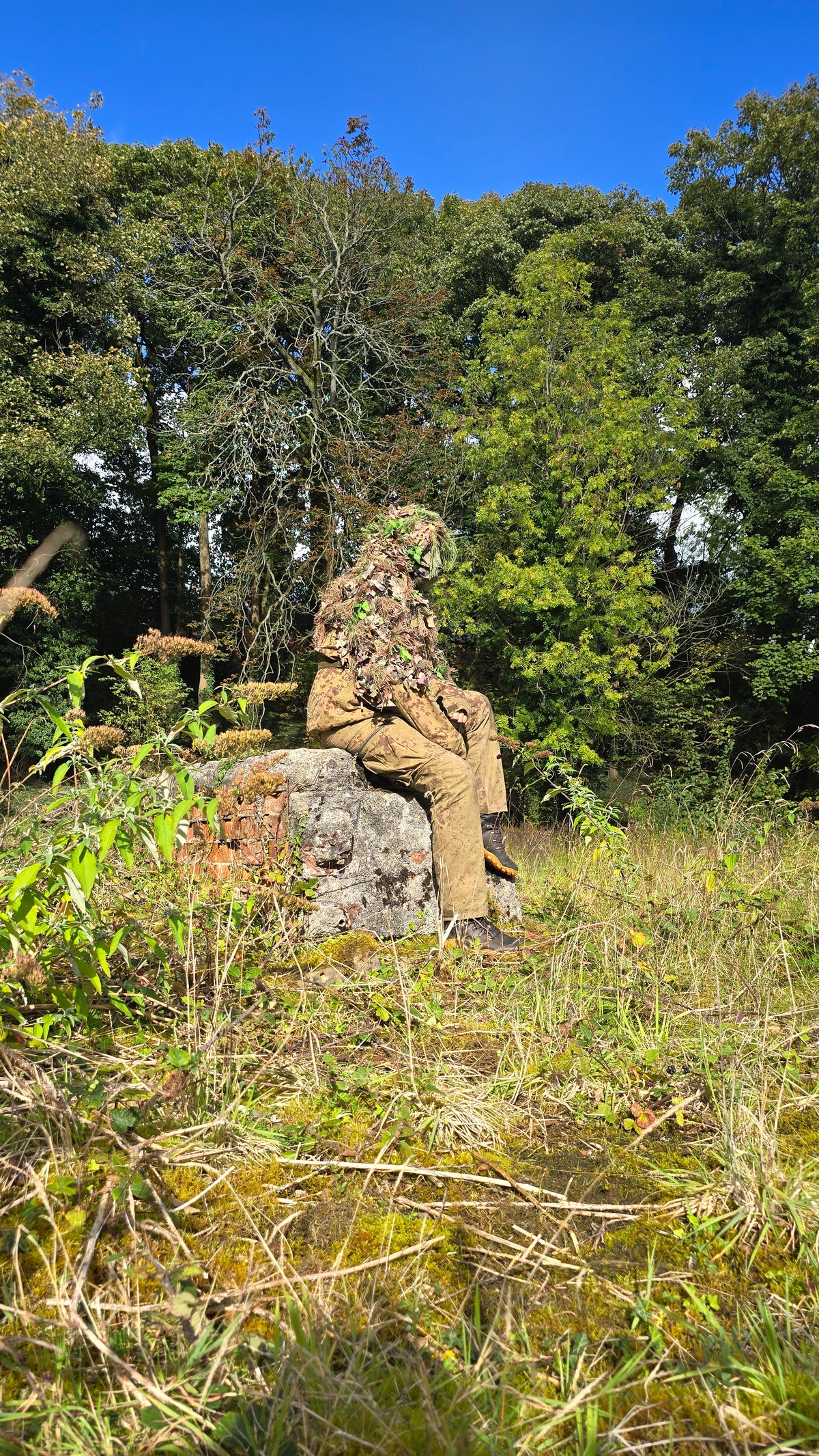 Deadground Stalker ASCS - 
All Season Head & Shoulder Concealment System